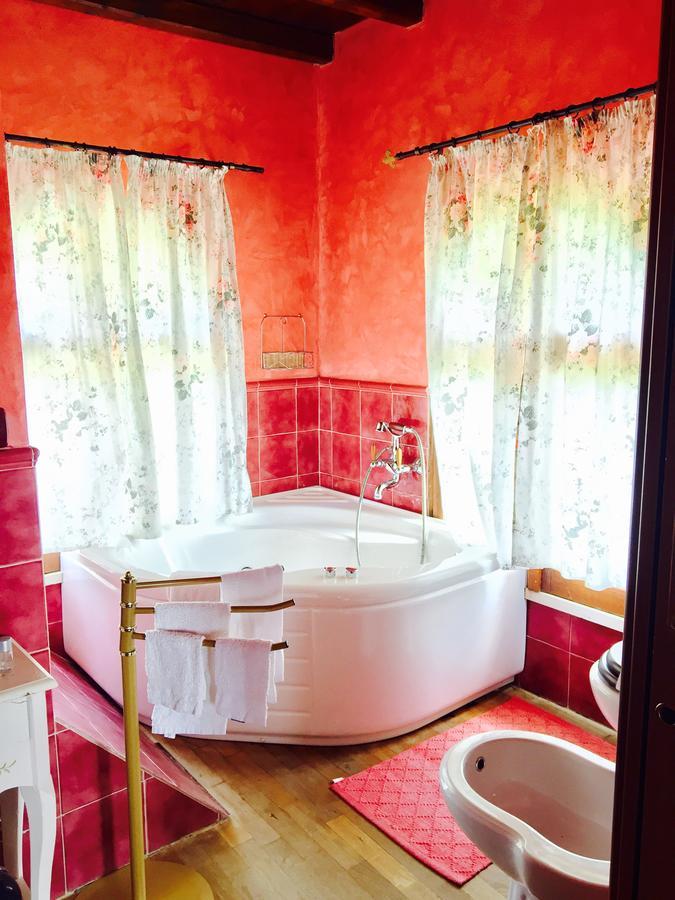 Tenuta Due Laghi Rivodutri ภายนอก รูปภาพ