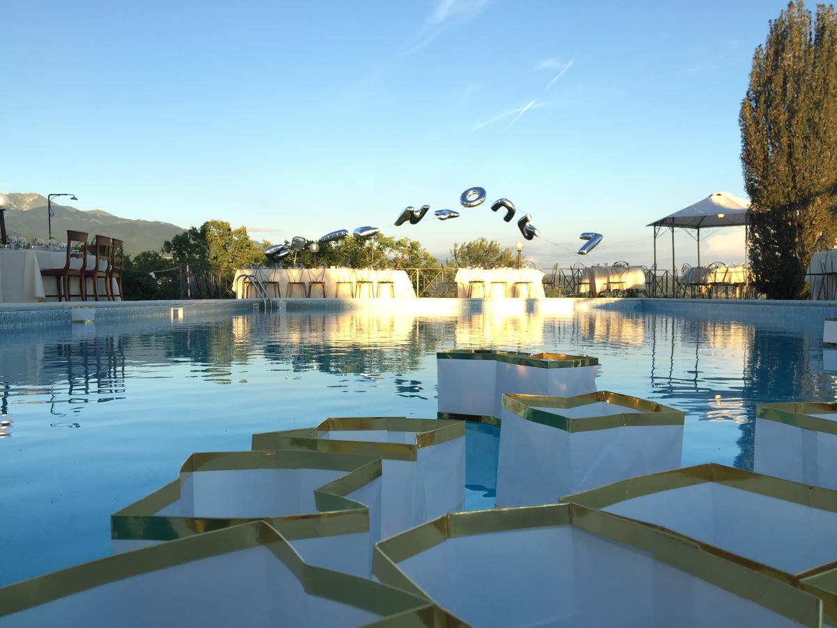 Tenuta Due Laghi Rivodutri ภายนอก รูปภาพ